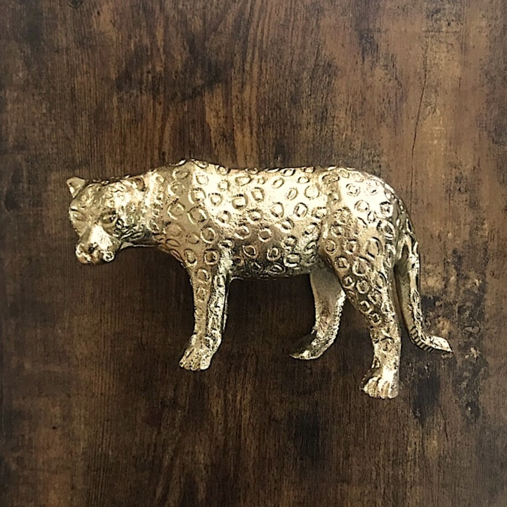 Metal Leopard Decor